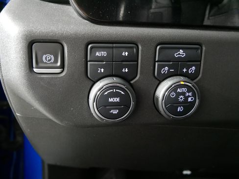 Certified 2023 Chevrolet Silverado 1500 LT Trail Boss image 26