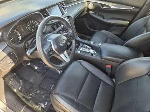 Certified 2023 INFINITI QX50 Luxe AWD/4WD image 2