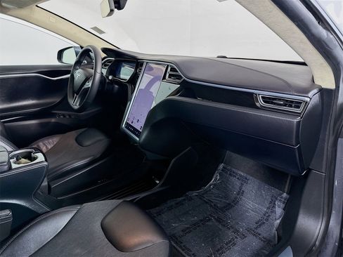 Used 2016 Tesla Model S 70D image 27