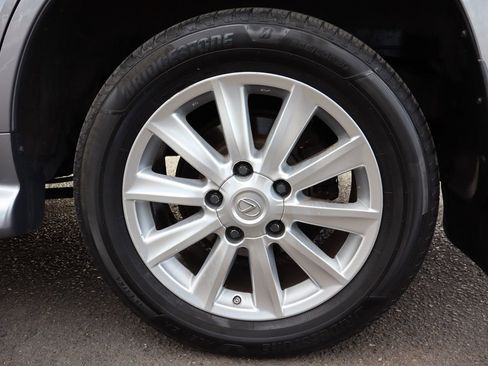 Used 2010 Lexus LX 570 4WD image 46