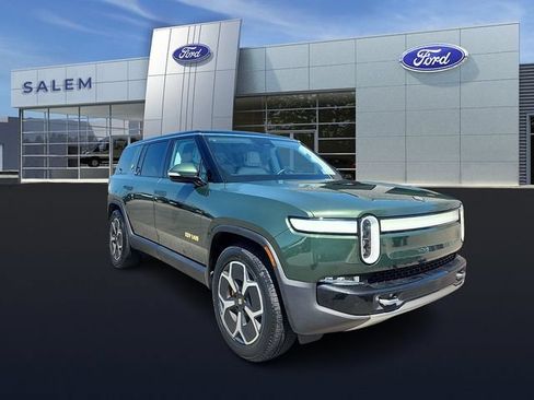 Used 2024 Rivian R1S Adventure AWD/4WD image 1