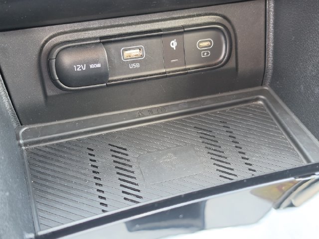 Used 2025 Kia Sportage EX FWD image 33
