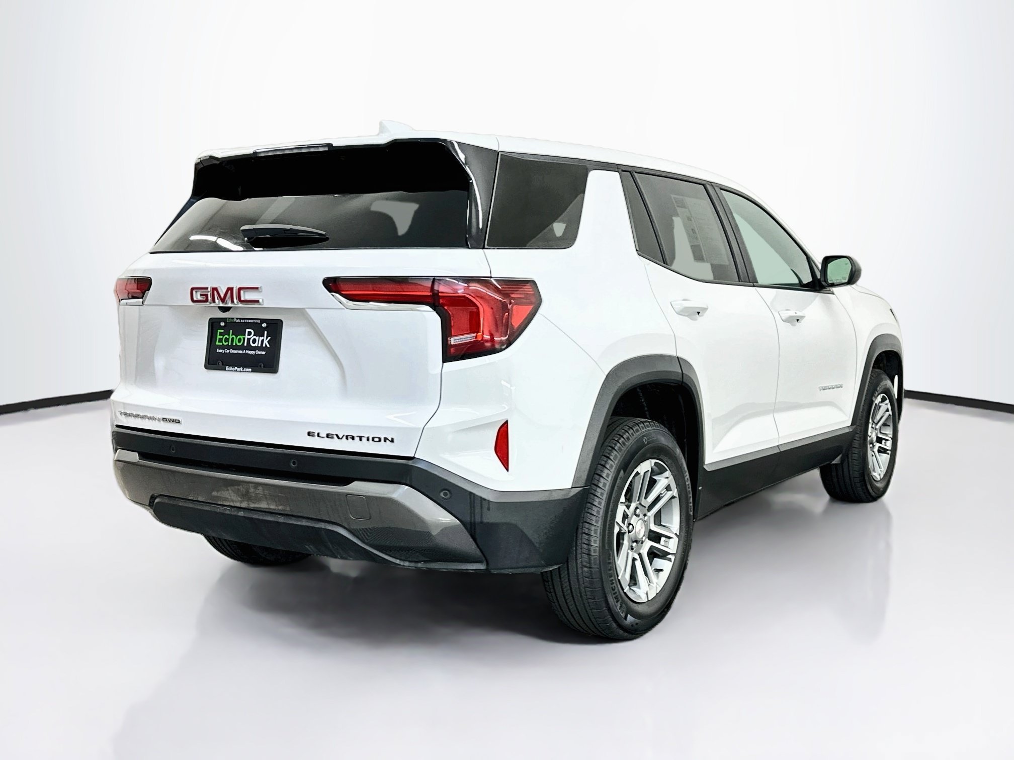Used 2025 GMC Terrain Elevation AWD/4WD image 9