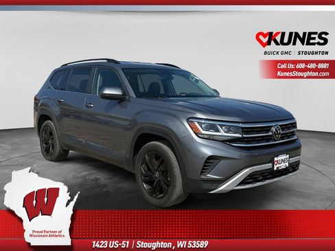 Used 2023 Volkswagen Atlas SE w/ Black Wheel Package AWD/4WD image 1