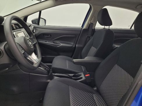Used 2021 Nissan Versa S FWD image 17