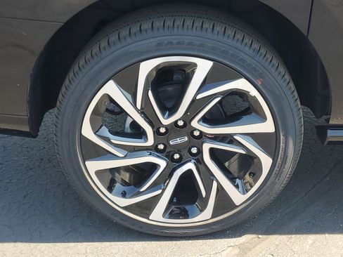 New 2027 Lincoln Navigator L Black Label AWD/4WD image 5