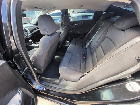 Used 2025 Chevrolet Malibu RS w/ LPO, Floor Liner Package FWD image 11
