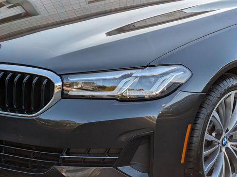 Certified 2023 BMW 530i w/ Premium Package image 11