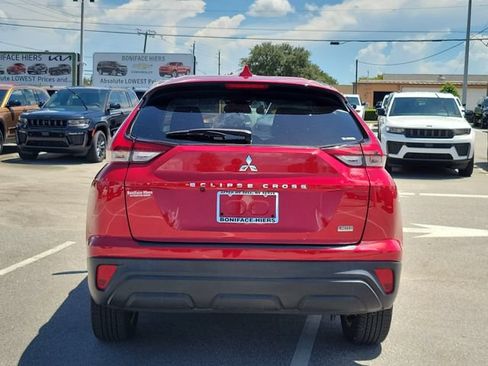 Used 2024 Mitsubishi Eclipse Cross LE AWD/4WD image 5