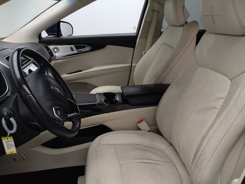 Used 2018 Lincoln MKX Black Label w/ Driver Assistance Package image 17