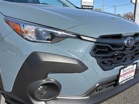 Used 2024 Subaru Crosstrek 2.0i image 7