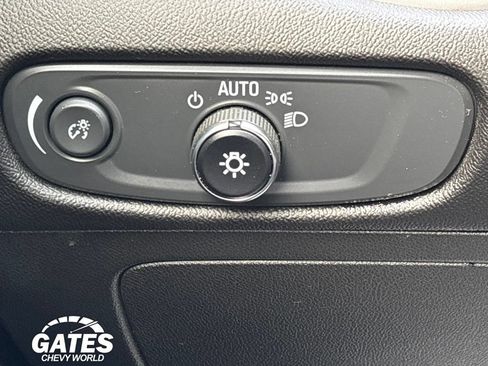 Used 2024 Chevrolet Malibu LT FWD image 22