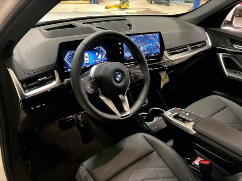 New 2026 BMW X1 xDrive28i w/ Technology Package image 8