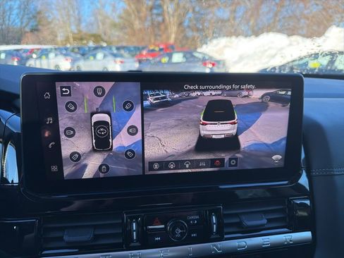 New 2026 Nissan Pathfinder Platinum w/ Cargo Package image 19