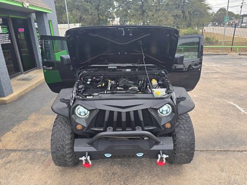 Used 2014 Jeep Wrangler Sport w/ Quick Order Package 24S AWD/4WD image 41