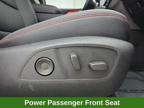 Used 2026 Chevrolet Traverse RS AWD/4WD image 59