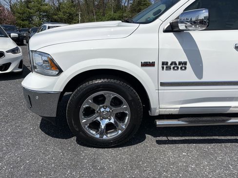 Used 2017 RAM 1500 Laramie w/ Convenience Group image 4