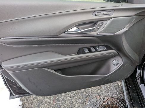 Certified 2026 Cadillac CT4 V Blackwing w/ Technology Package image 10