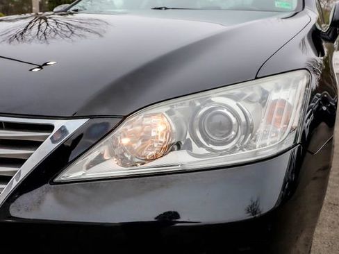 Used 2011 Lexus ES 350 image 17