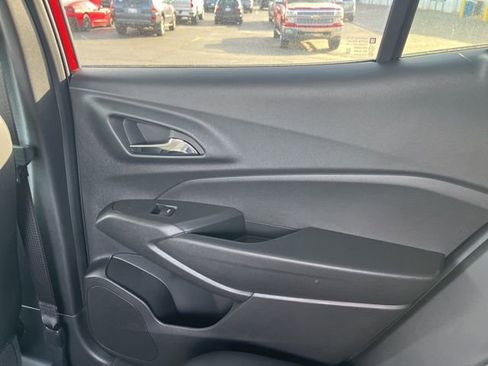 New 2026 Chevrolet Trax LT w/ Driver Confidence Package FWD image 13