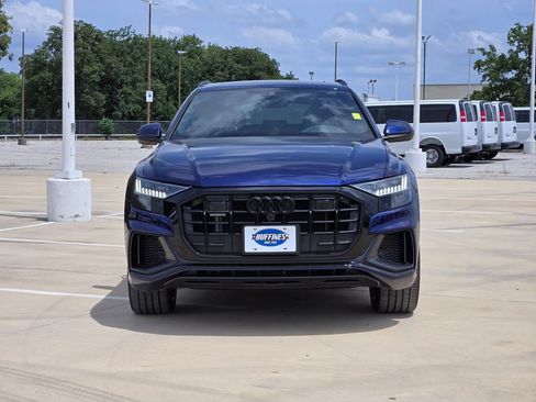 Used 2023 Audi Q8 Premium Plus AWD/4WD image 2