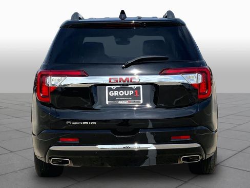 Used 2021 GMC Acadia Denali w/ Denali Technology Package FWD image 5