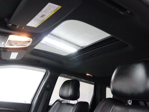 Used 2015 Jeep Grand Cherokee Altitude AWD/4WD image 14
