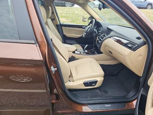 Used 2017 BMW X3 xDrive35i image 9