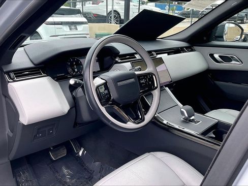 Certified 2024 Land Rover Range Rover Velar Dynamic SE AWD/4WD image 16