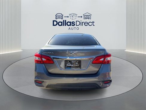 Used 2019 Nissan Sentra S image 7