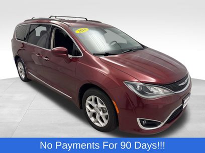 Used 2018 Chrysler Pacifica Touring Plus w/ Tire & Wheel Group