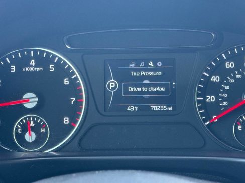 Used 2016 Kia Sorento FWD image 30