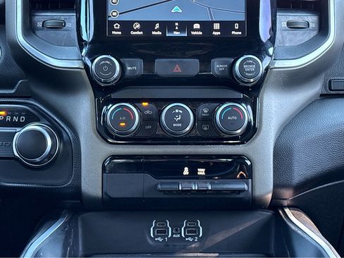 Used 2022 RAM 1500 Big Horn image 9