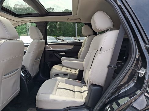 Used 2024 MAZDA CX-90 Plug-In Hybrid w/ Premium Pkg AWD/4WD image 10