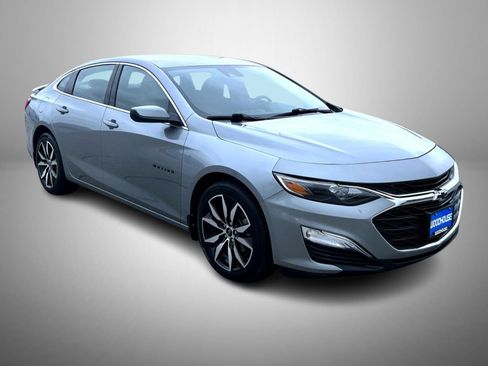 Used 2024 Chevrolet Malibu RS FWD image 3