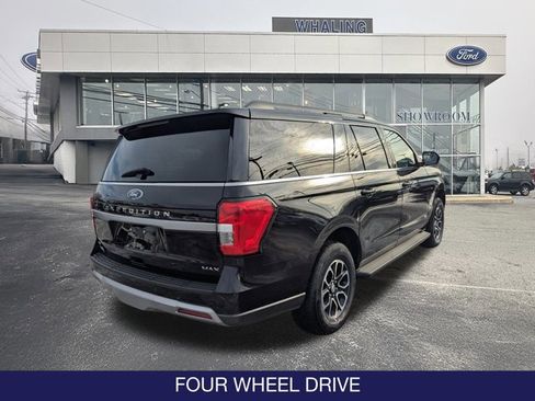 Certified 2024 Ford Expedition Max XLT image 3