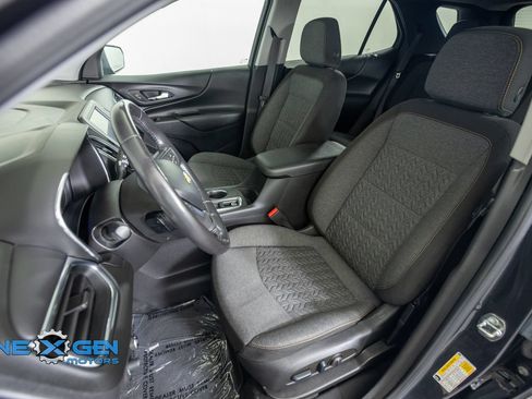 Used 2022 Chevrolet Equinox LT FWD image 23