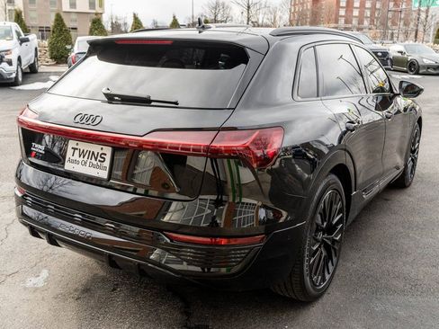 Used 2024 Audi Q8 e-tron Prestige image 43