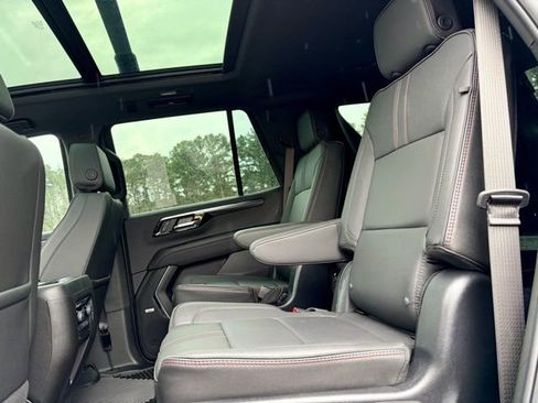 Used 2025 Chevrolet Tahoe RST w/ Advanced Technology Package image 28