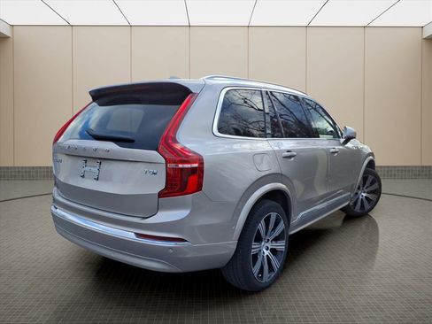 Used 2025 Volvo XC90 T8 Plus w/ Protection Package Premier image 6