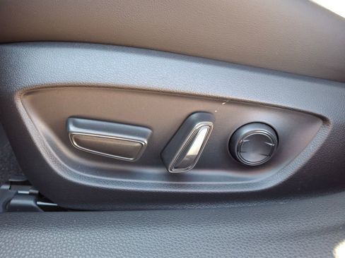 New 2026 Toyota Prius Plug-In Hybrid image 14