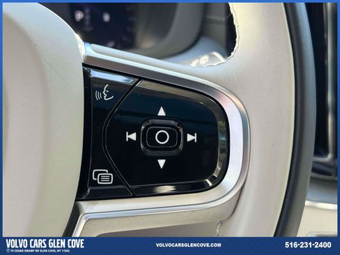 Used 2024 Volvo XC60 B5 Ultimate w/ Protection Package Premier AWD/4WD image 22