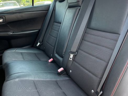 Used 2016 Toyota Camry SE FWD image 14