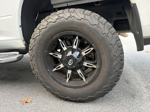 Used 2019 RAM 2500 Big Horn image 18