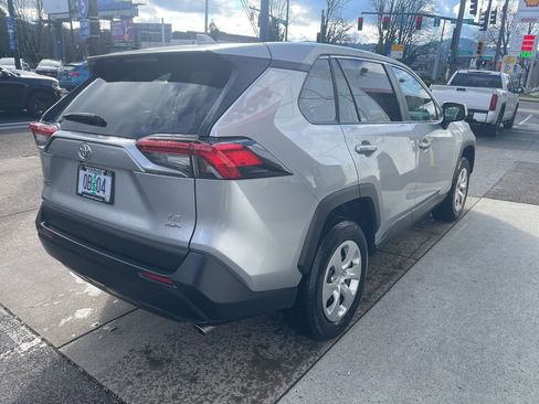 Used 2025 Toyota RAV4 LE image 6