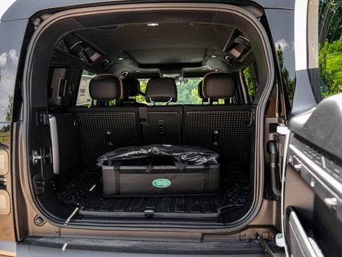 New 2026 Land Rover Defender 110 V8 AWD/4WD image 66