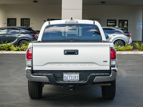 Used 2023 Toyota Tacoma TRD Off-Road AWD/4WD image 5