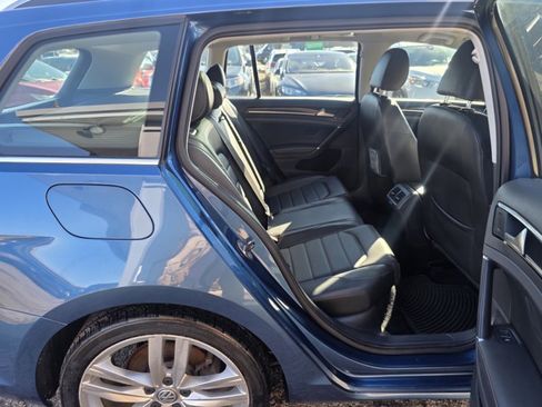 Used 2015 Volkswagen Golf SEL image 16