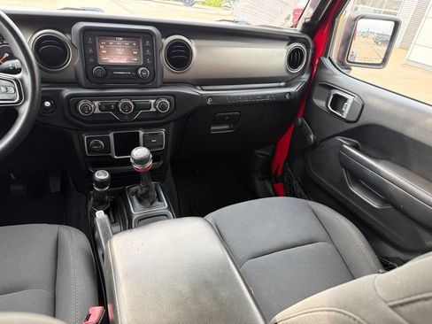 Used 2018 Jeep Wrangler Unlimited Sport AWD/4WD image 19