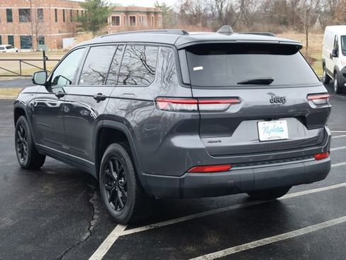 Certified 2024 Jeep Grand Cherokee L Laredo image 6